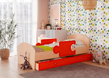 Детская кровать с ящиком и бортиками Мозайка, корпус Млечный дуб/фасад Оранжевый (ламели) в Астрахани