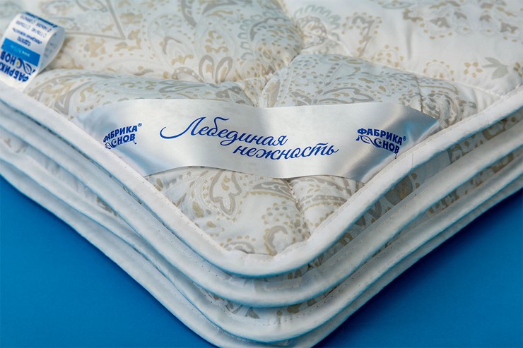 Одеяло всесезонное полутороспальное Лебединая нежность в Астрахани - изображение 1